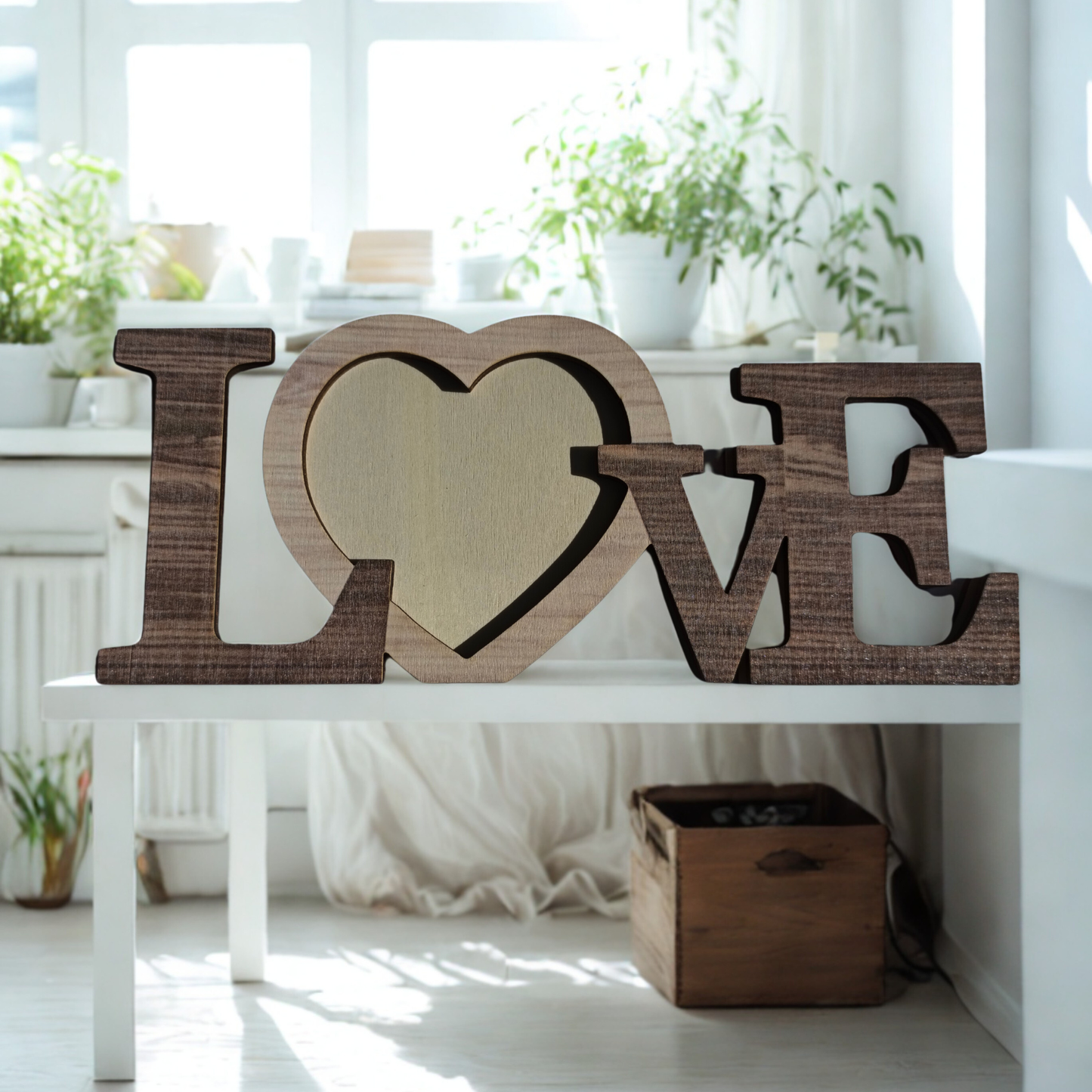 Escultura de Madera "LOVE"